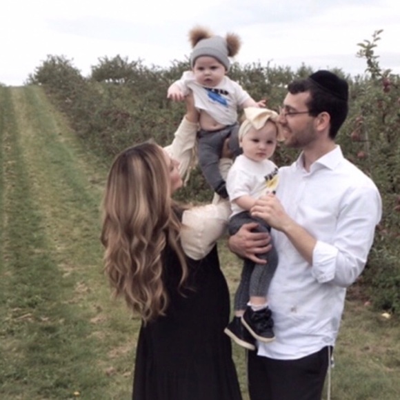 Meet your Posher, Dl - Picture 1 of 1